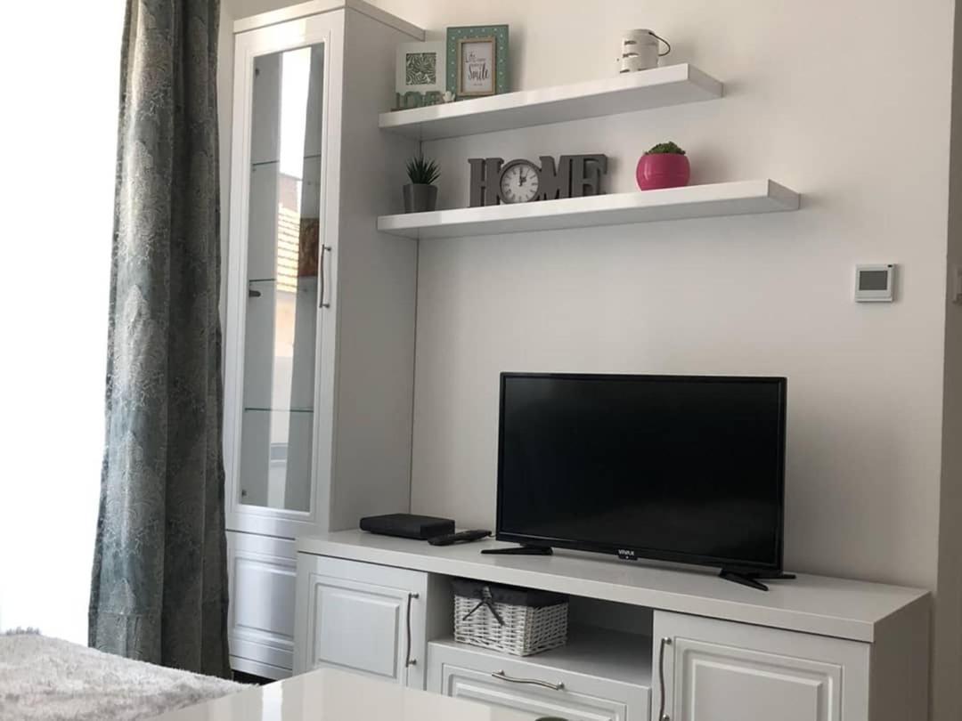 Apartman Sims Bijeljina Eksteriør billede